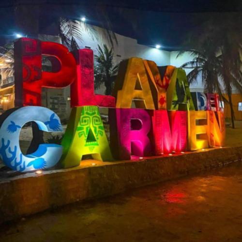 Apartamento en Fraccionamiento Privado 6 personas con piscina cerca de la Playa Playa del Carmen Exterior foto
