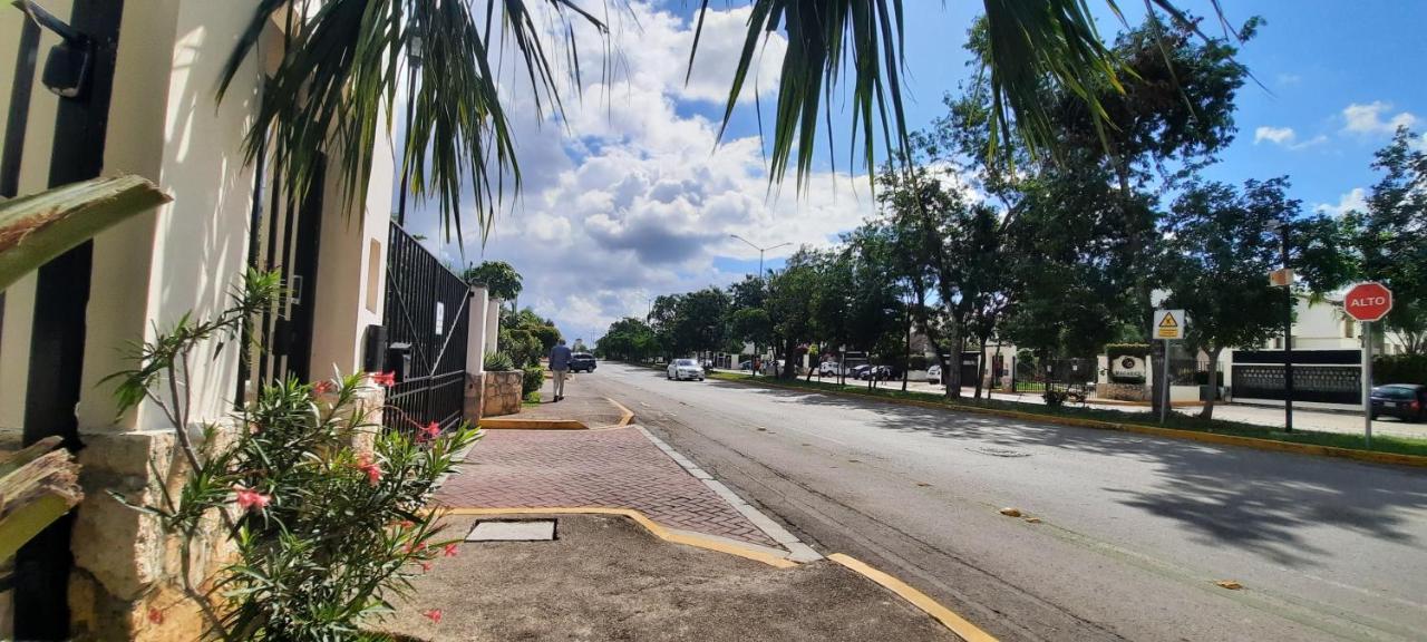 Apartamento en Fraccionamiento Privado 6 personas con piscina cerca de la Playa Playa del Carmen Exterior foto